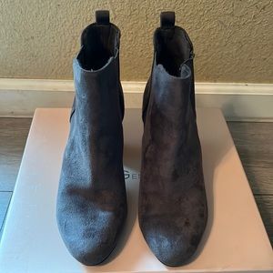 Used Ankle Boots